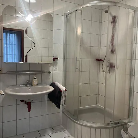 Danis Schlossschaenke Зиммерн